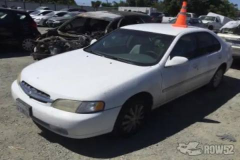 Photo of 1999 Nissan Altima