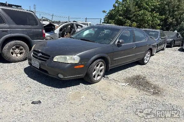 Photo of 2000 Nissan Maxima