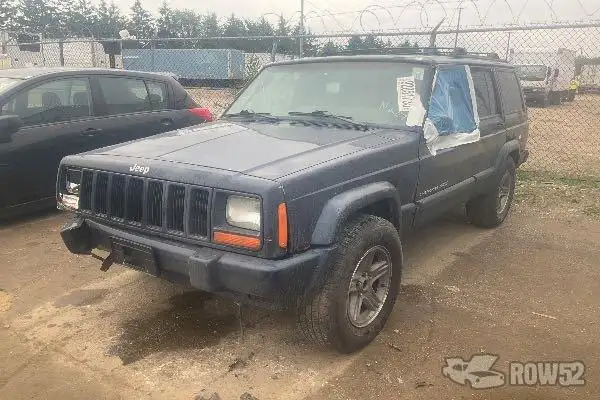Photo of 2000 Jeep Cherokee