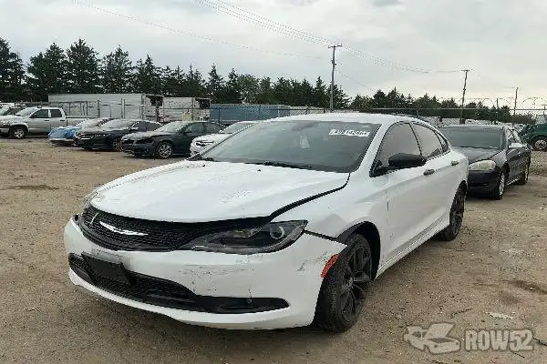 Photo of 2015 Chrysler 200