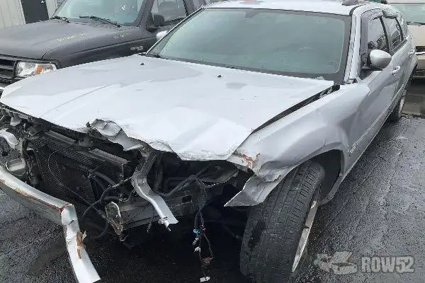 Photo of 2005 Dodge Magnum