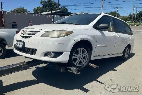 Photo of 2005 Mazda MPV