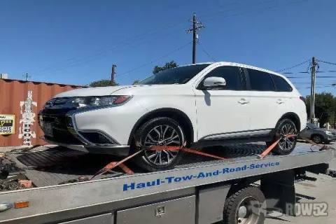 Photo of 2016 Mitsubishi Outlander