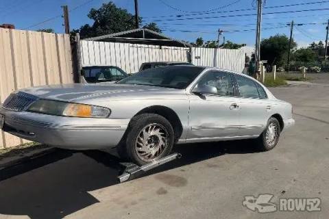 Photo of 1996 Lincoln Continental