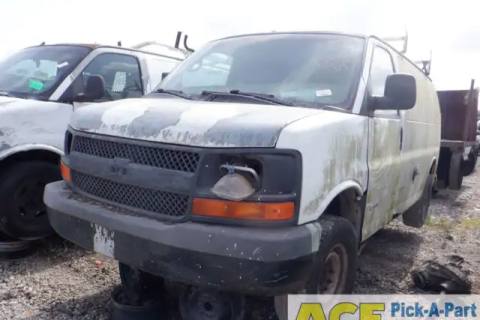 Photo of 2004 Chevrolet Express 3500 Van