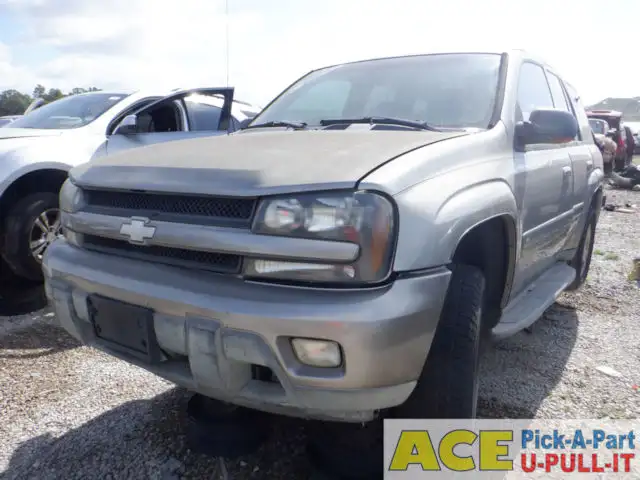 Photo of 2003 Chevrolet Trailblazer