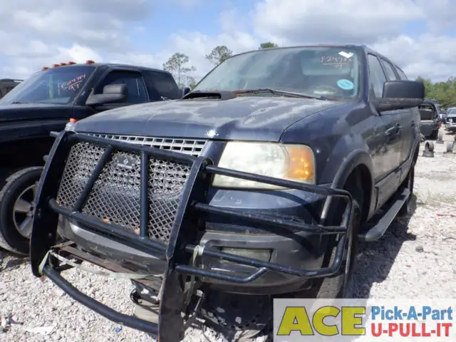 Photo of 2004 Ford Expedition