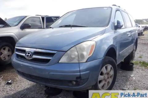 Photo of 2008 Hyundai Entourage