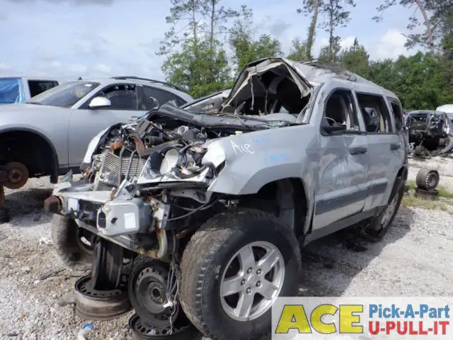 Photo of 2005 Jeep Grand Cherokee