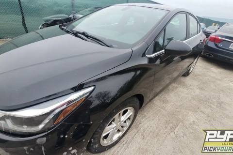 Photo of 2016 Chevrolet Cruze