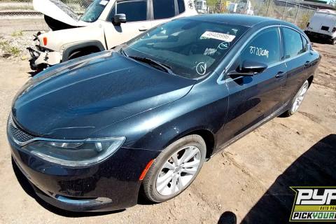 Photo of 2017 Chrysler 200