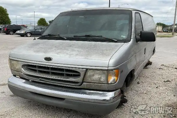 Photo of 2000 Ford Econoline