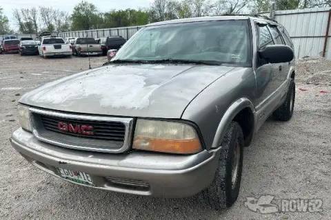 Photo of 2001 GMC Jimmy