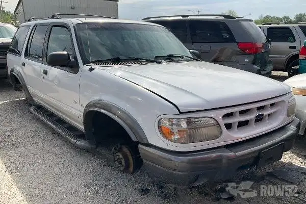 Photo of 2000 Ford Explorer