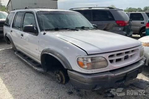 Photo of 2000 Ford Explorer