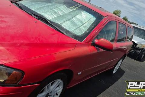Photo of 2001 Volvo V70