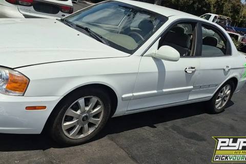 Photo of 2004 Kia Optima