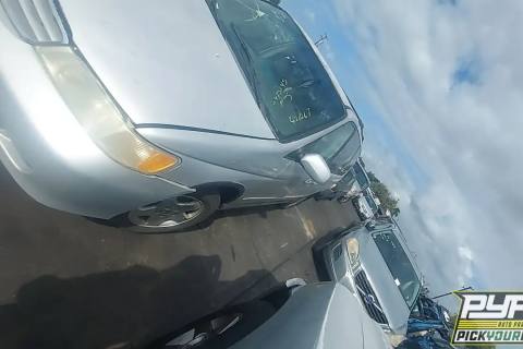 Photo of 2002 Honda Odyssey