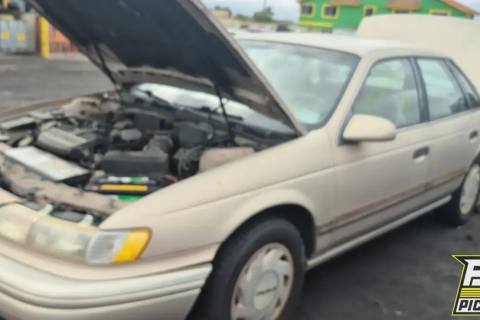 Photo of 1993 Ford Taurus