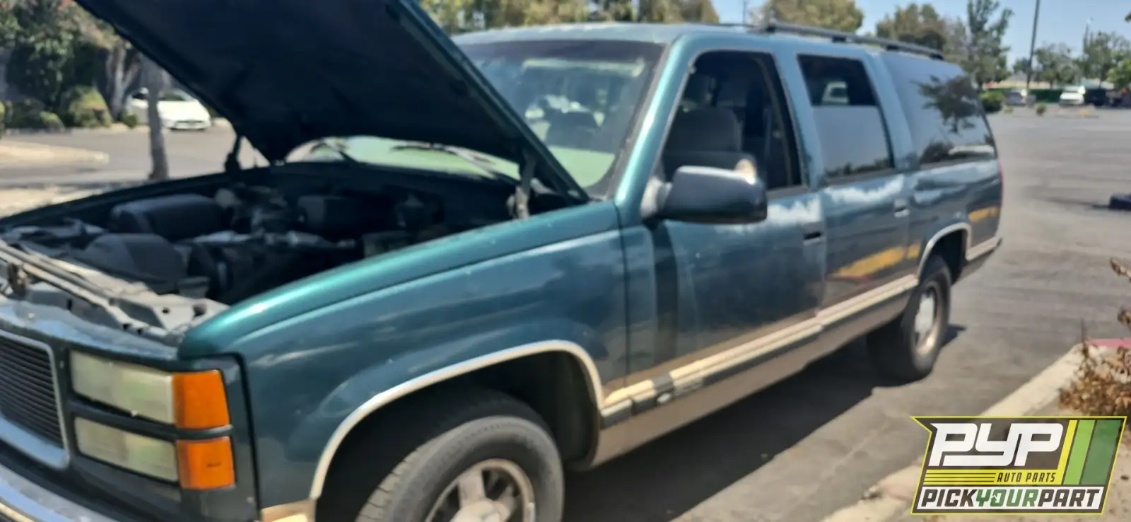 Photo of 1997 Chevrolet C1500 Suburban