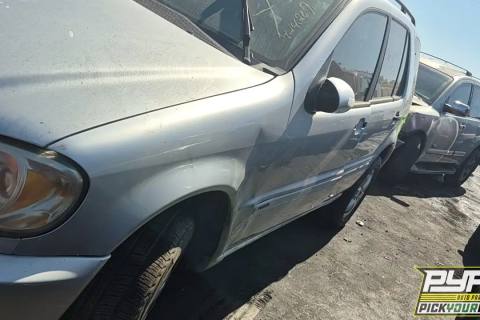 Photo of 2003 Mercedes-Benz Ml350