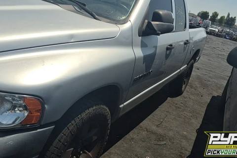 Photo of 2003 Dodge Ram 1500