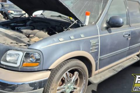 Photo of 1999 Ford Expedition