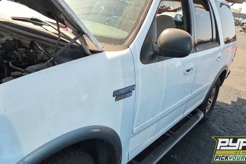 Photo of 2001 Ford Expedition