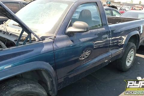 Photo of 2004 Dodge Dakota