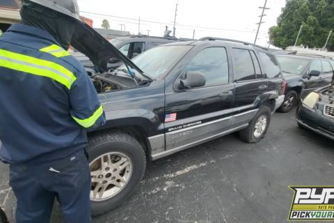 Photo of 2002 Jeep Grand Cherokee