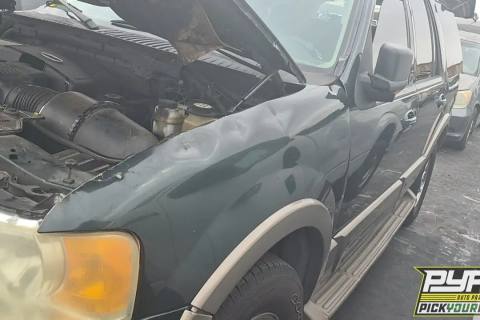 Photo of 2003 Ford Expedition