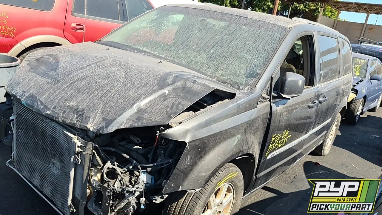 Photo of 2012 Chrysler Town & Country