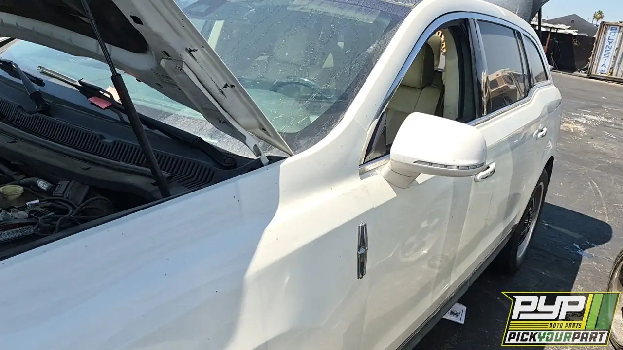 Photo of 2016 Lincoln Mkt