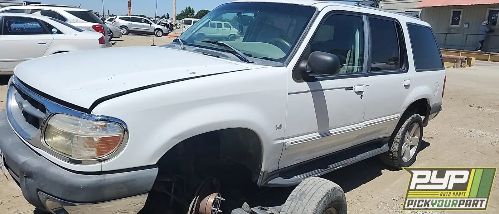 Photo of 1999 Ford Explorer