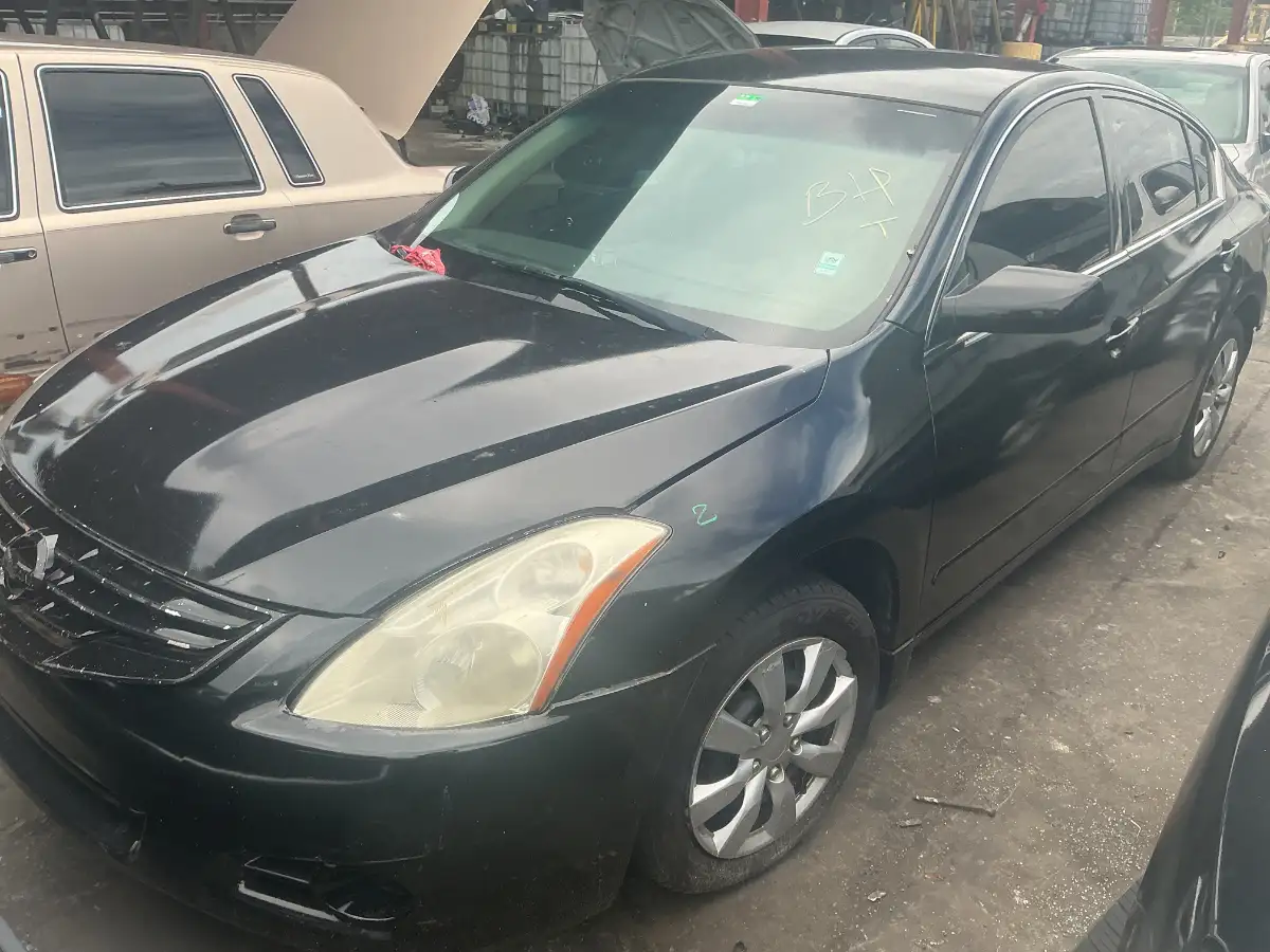 Photo of 2012 Nissan Altima