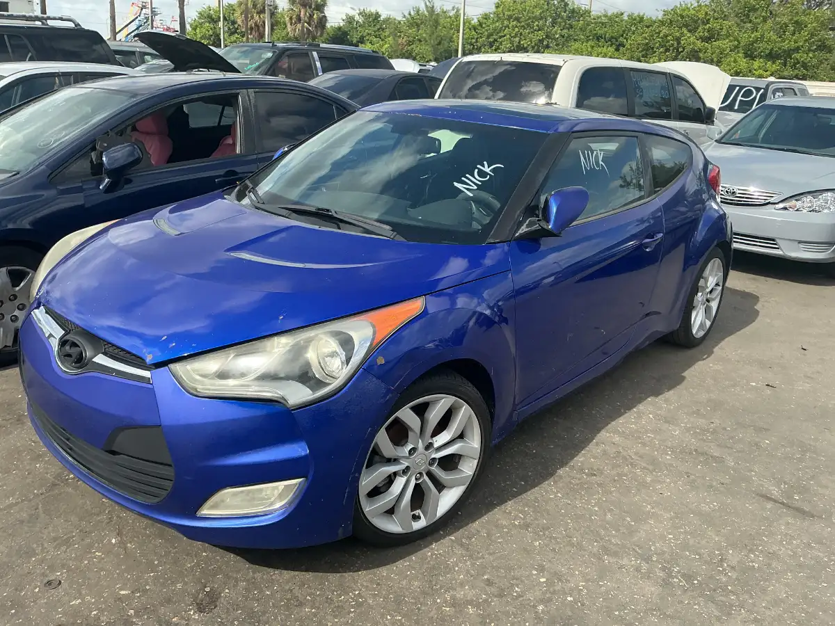 Photo of 2013 Hyundai Veloster
