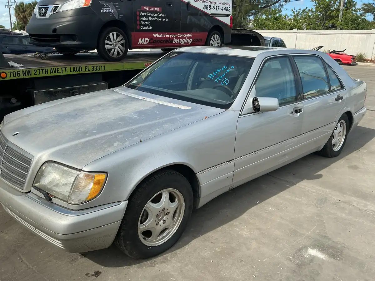 Photo of 1999 Mercedes-Benz S-Class
