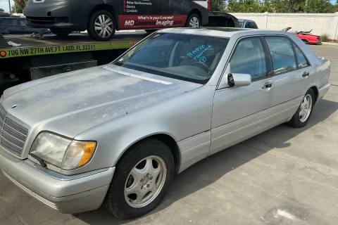 Photo of 1999 Mercedes-Benz S-Class