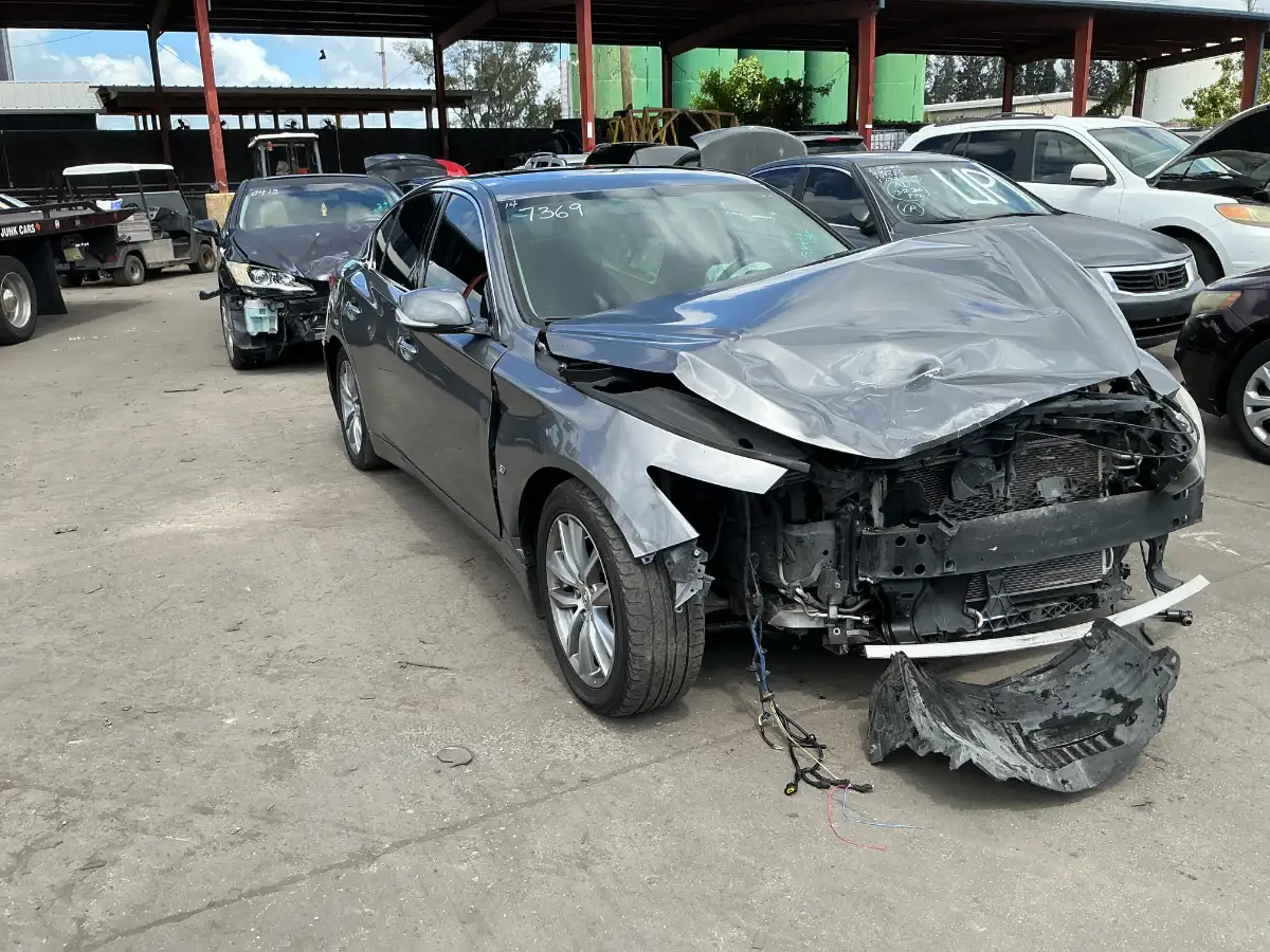 Photo of 2014 Infiniti Q50