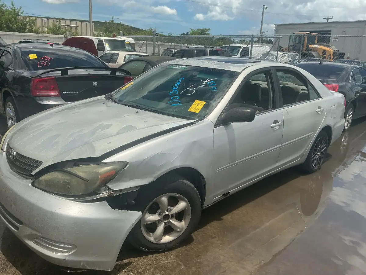 Photo of 2003 Toyota Camry