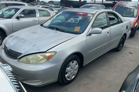 Photo of 2004 Toyota Camry