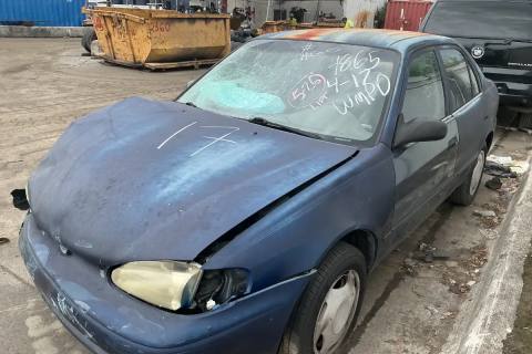 Photo of 2001 Chevrolet Prizm
