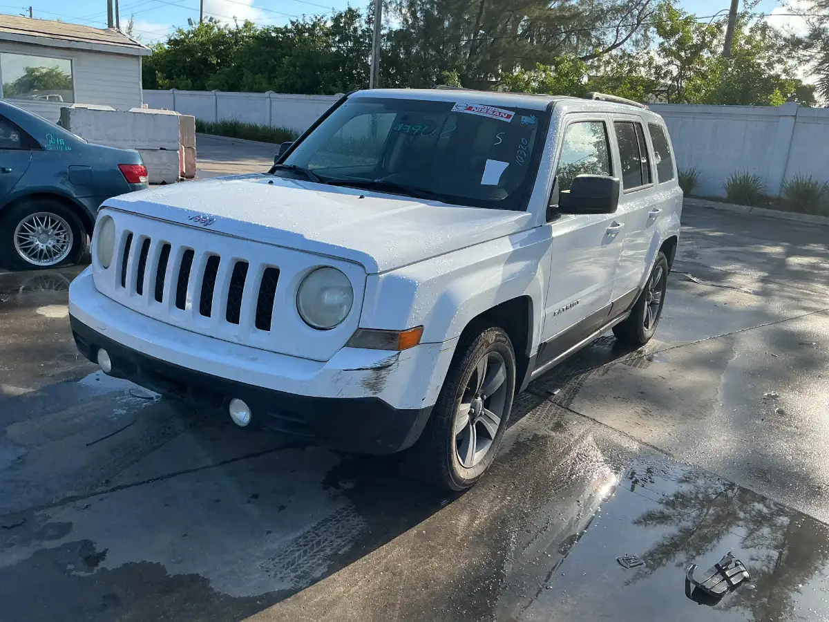 Photo of 2014 Jeep Patriot