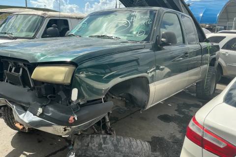 Photo of 2003 Chevrolet Silverado