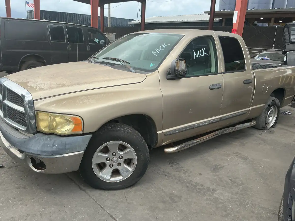 Photo of 2004 Dodge Ram Pickup