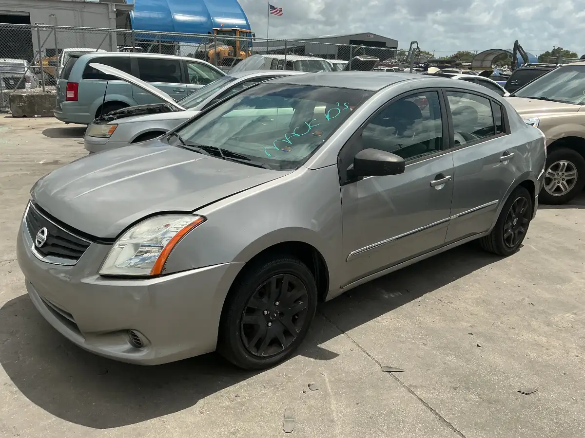 Photo of 2011 Nissan Sentra