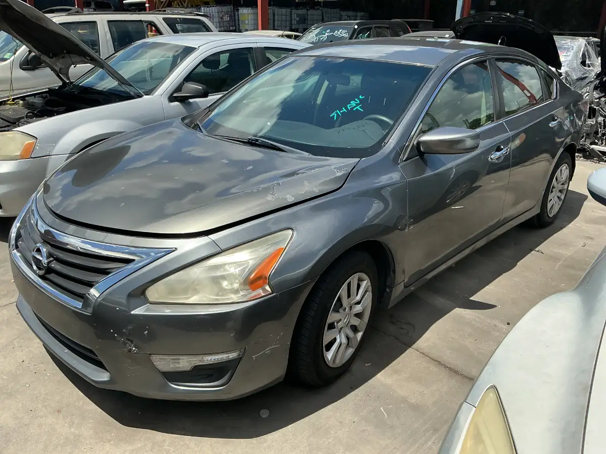 Photo of 2015 Nissan Altima