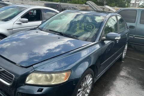 Photo of 2008 Volvo S40