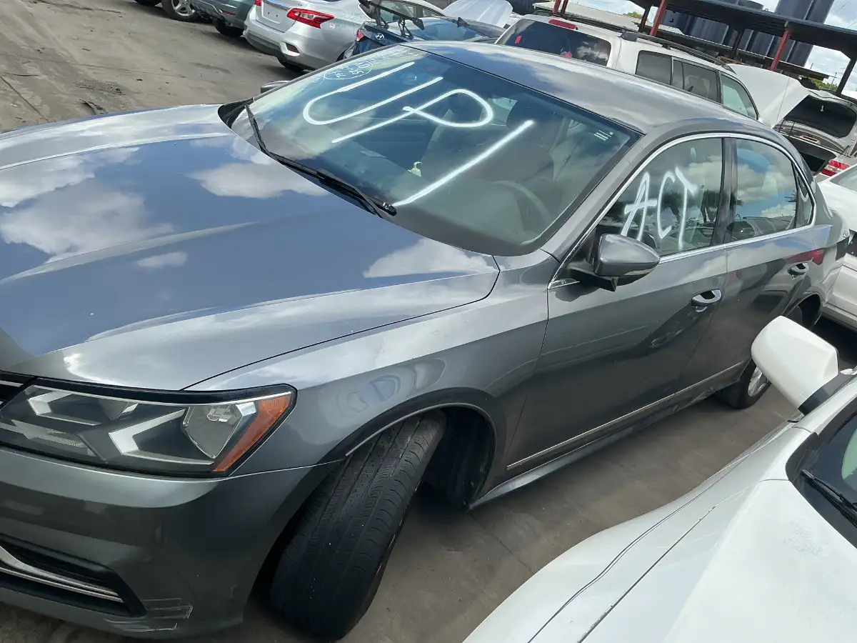 Photo of 2017 Volkswagen Passat