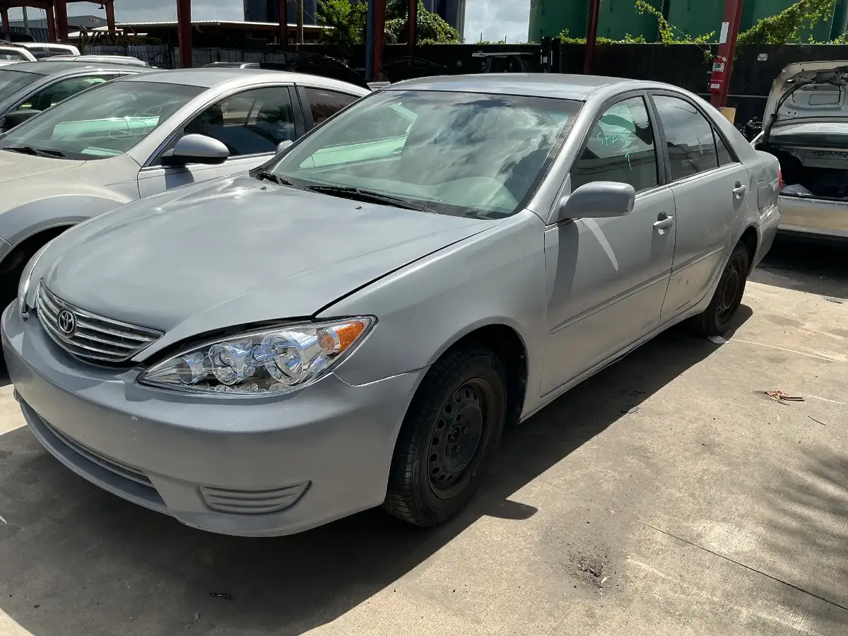 Photo of 2005 Toyota Camry